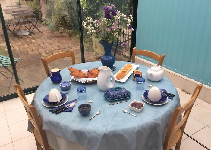 ゲストハウス A L'approche De La ウルガット