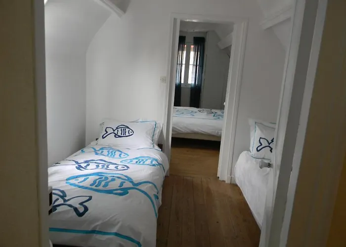 A L'approche De La ウルガット